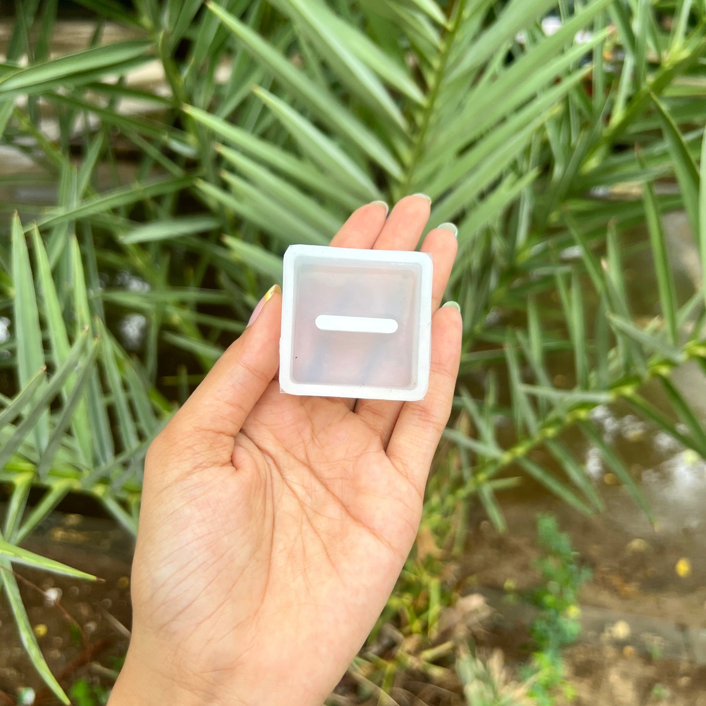 Square Single Ring Holder Silicone Mould - 18 MM Depth